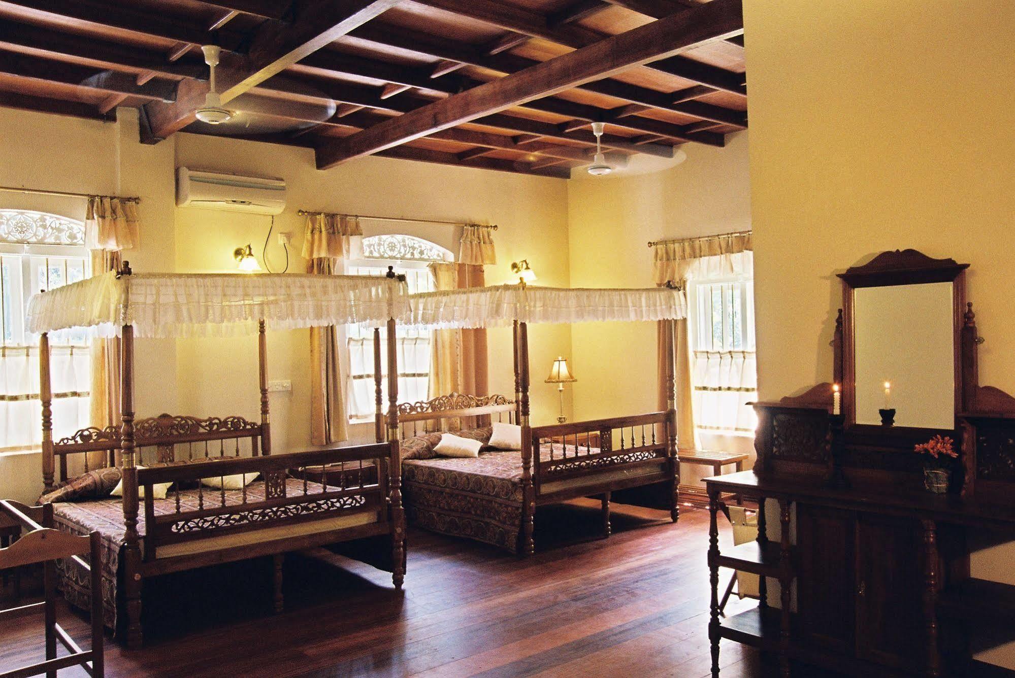 Manor House Embulpure Exterior foto